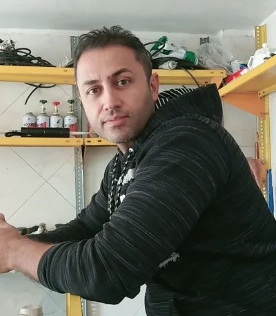 اکبری