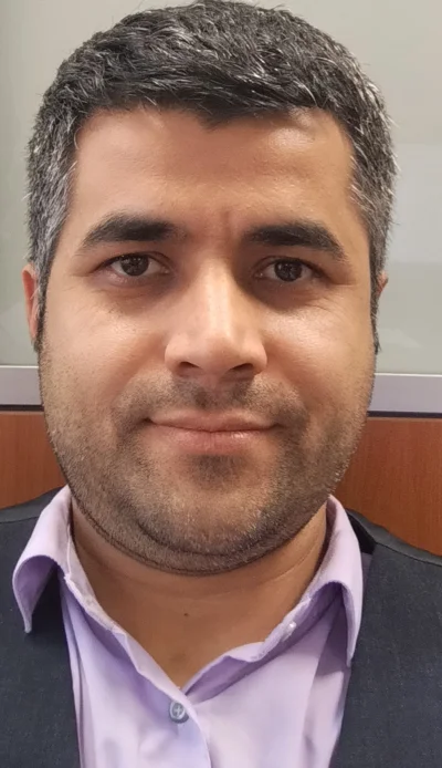 حمید عزتی