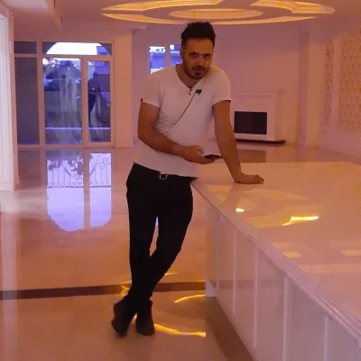 هانی یزدی