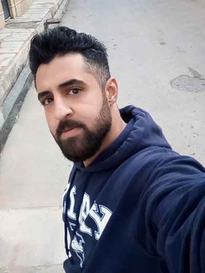 میلاد حسینی